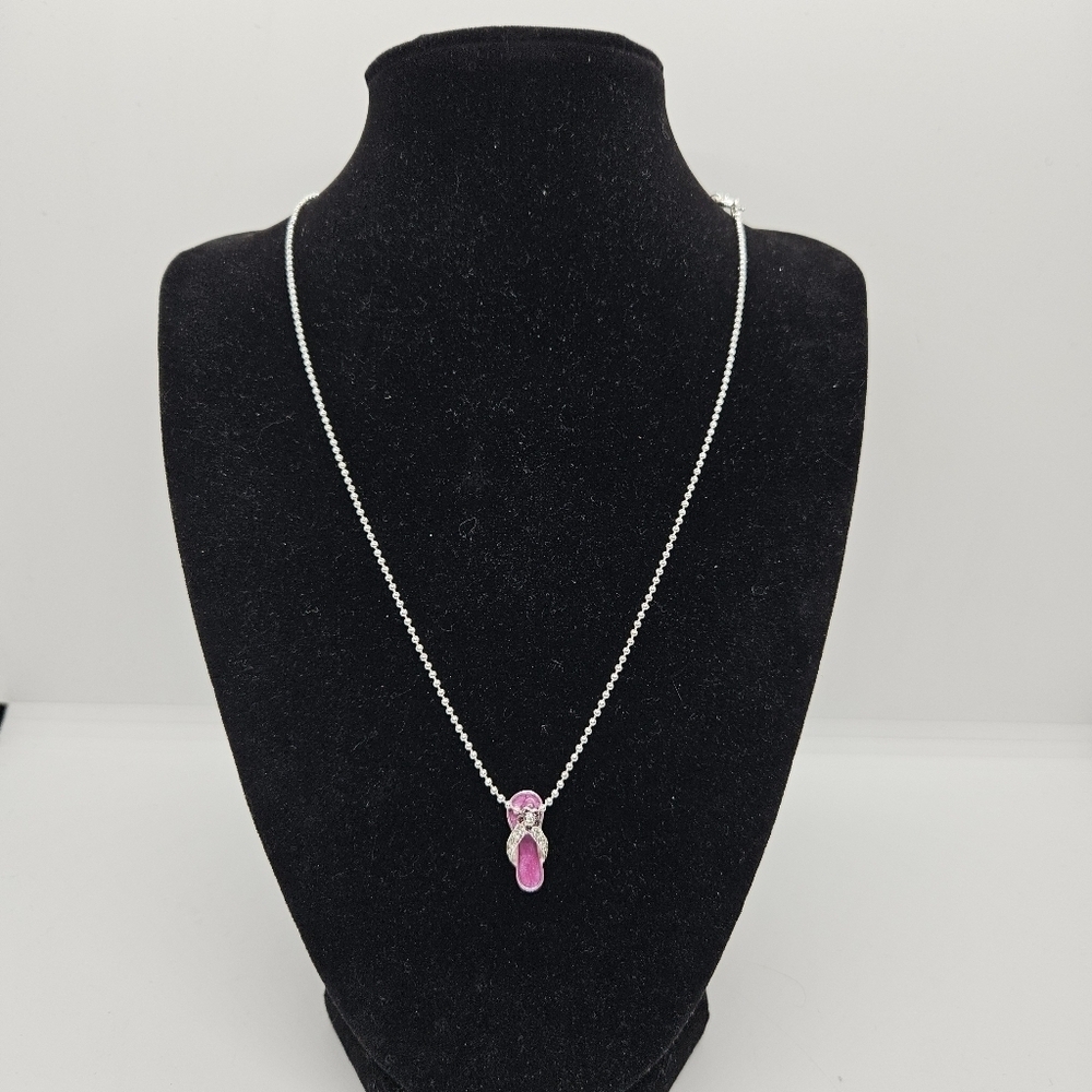 Avon silver tone chain necklace with pink flip flop pendant